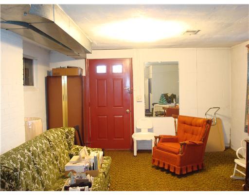 1170 Princeton Road Monroeville, PA 15146 - Photo 14 of 18 Den.