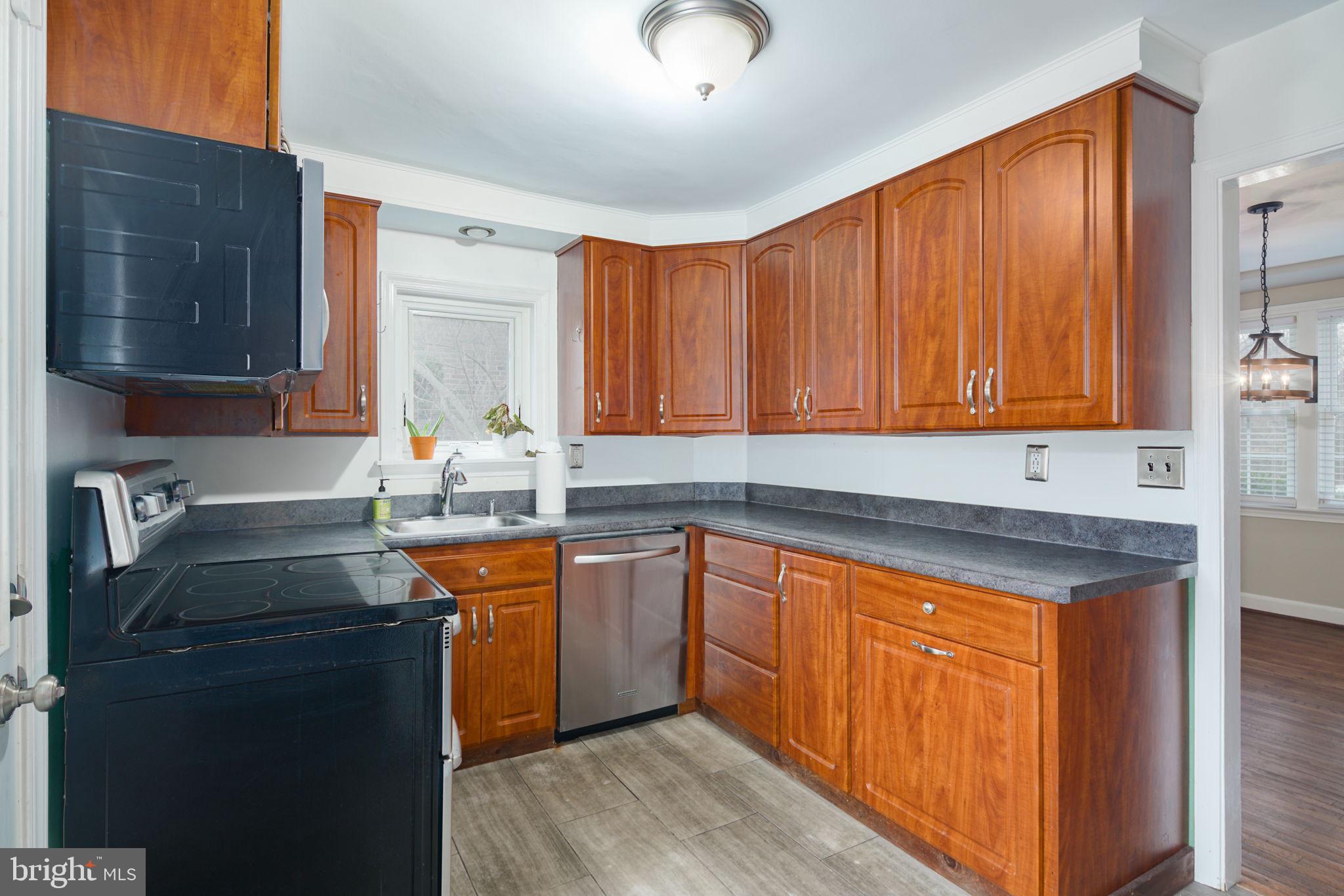 1410 Remington Road Wynnewood, PA 19096 - Photo 4 of 15