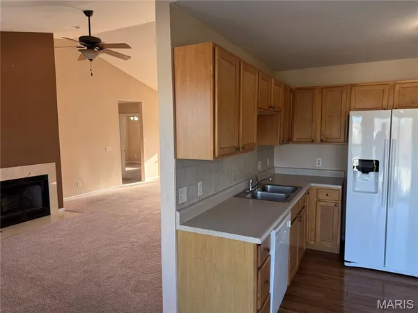 $2,750 | 733 Pecan Hill Drive, St. Charles, MO 63304