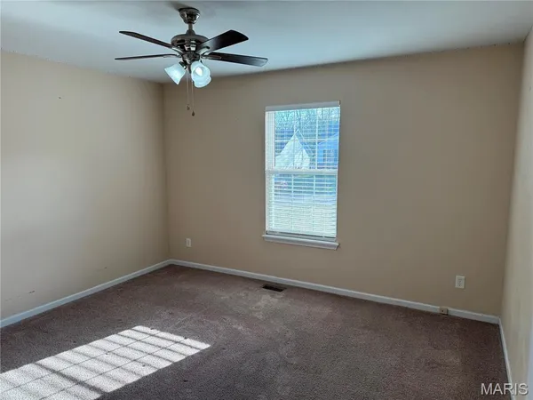 $2,750 | 733 Pecan Hill Drive, St. Charles, MO 63304
