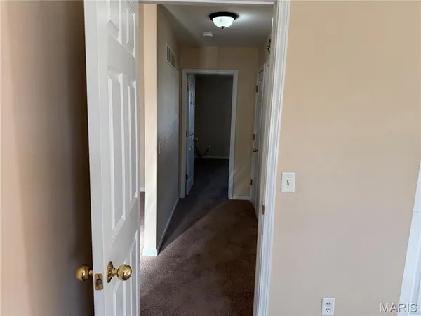 $2,750 | 733 Pecan Hill Drive, St. Charles, MO 63304