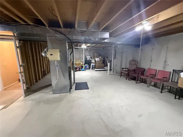 $2,750 | 733 Pecan Hill Drive, St. Charles, MO 63304