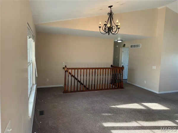 $2,750 | 733 Pecan Hill Drive, St. Charles, MO 63304