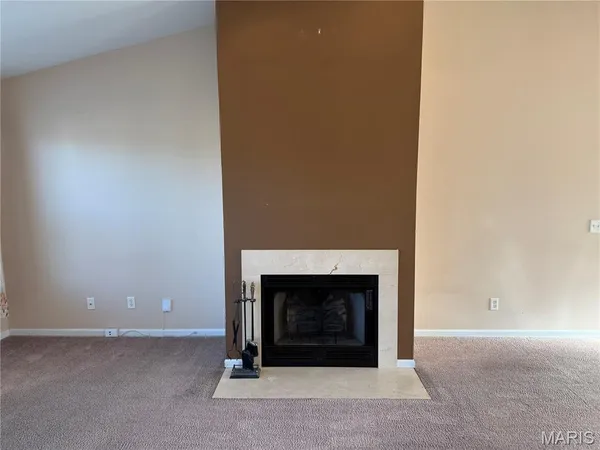 $2,750 | 733 Pecan Hill Drive, St. Charles, MO 63304