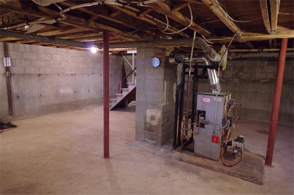 7 Douglas Road Gardner, MA 01440 - Photo 21 of 26 Gallery Image 21