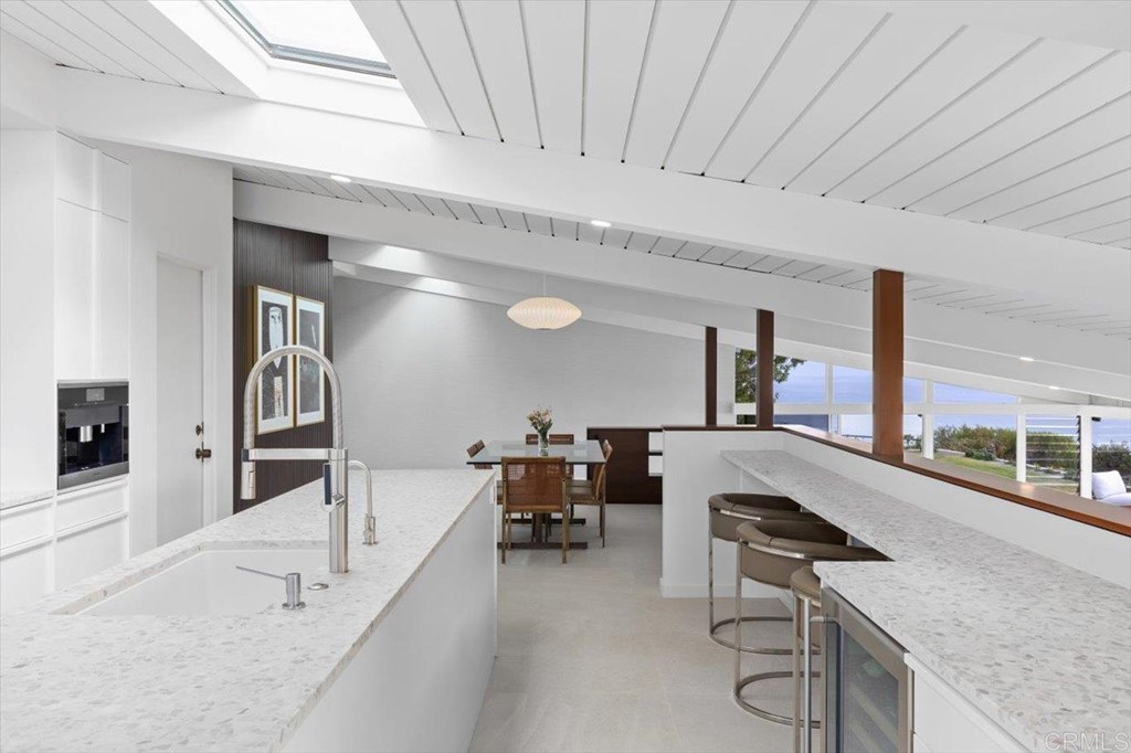 5972 Avenida Chamnez La Jolla, CA 92037 - Photo 4 of 9 a lobby with furniture and window