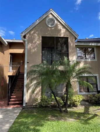 $1,900 | 15570 Southwest 105th Lane, Unit 1718, Miami, FL 33196