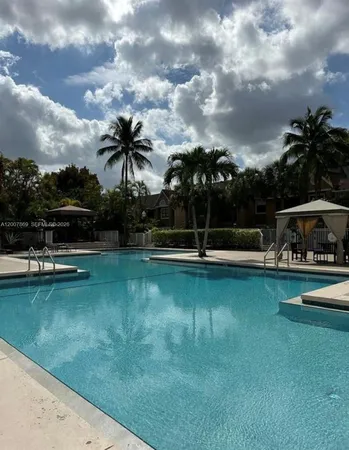 $1,900 | 15570 Southwest 105th Lane, Unit 1718, Miami, FL 33196