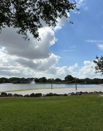 $1,900 | 15570 Southwest 105th Lane, Unit 1718, Miami, FL 33196