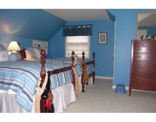 37 Howland Lane Hingham, MA 02043 - Photo 14 of 19