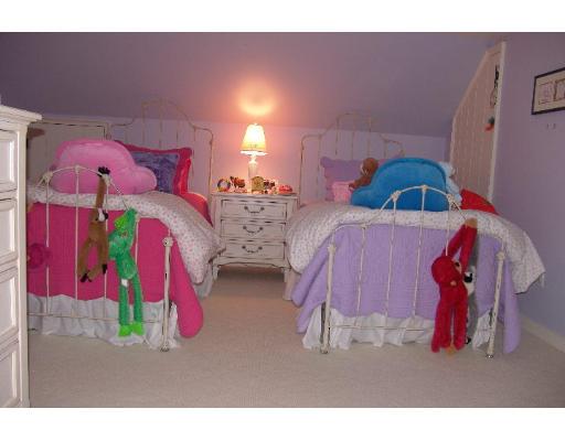 37 Howland Lane Hingham, MA 02043 - Photo 15 of 19