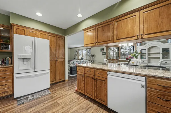 $300,000 | 4291 Oakridge Drive Northwest, Grand Rapids, MI 49534