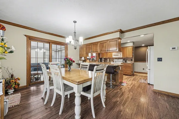 $300,000 | 4291 Oakridge Drive Northwest, Grand Rapids, MI 49534