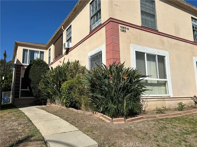 $2,395 | 1365 Masselin Avenue, Los Angeles, CA 90019