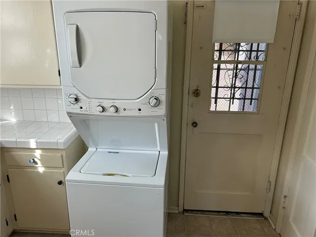 $2,395 | 1365 Masselin Avenue, Los Angeles, CA 90019