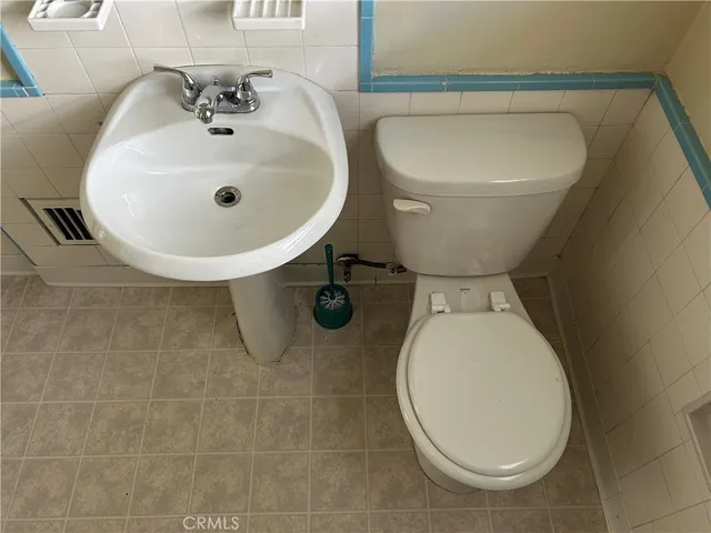 $2,395 | 1365 Masselin Avenue, Los Angeles, CA 90019