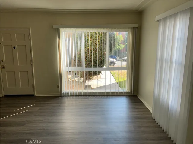 $2,395 | 1365 Masselin Avenue, Los Angeles, CA 90019