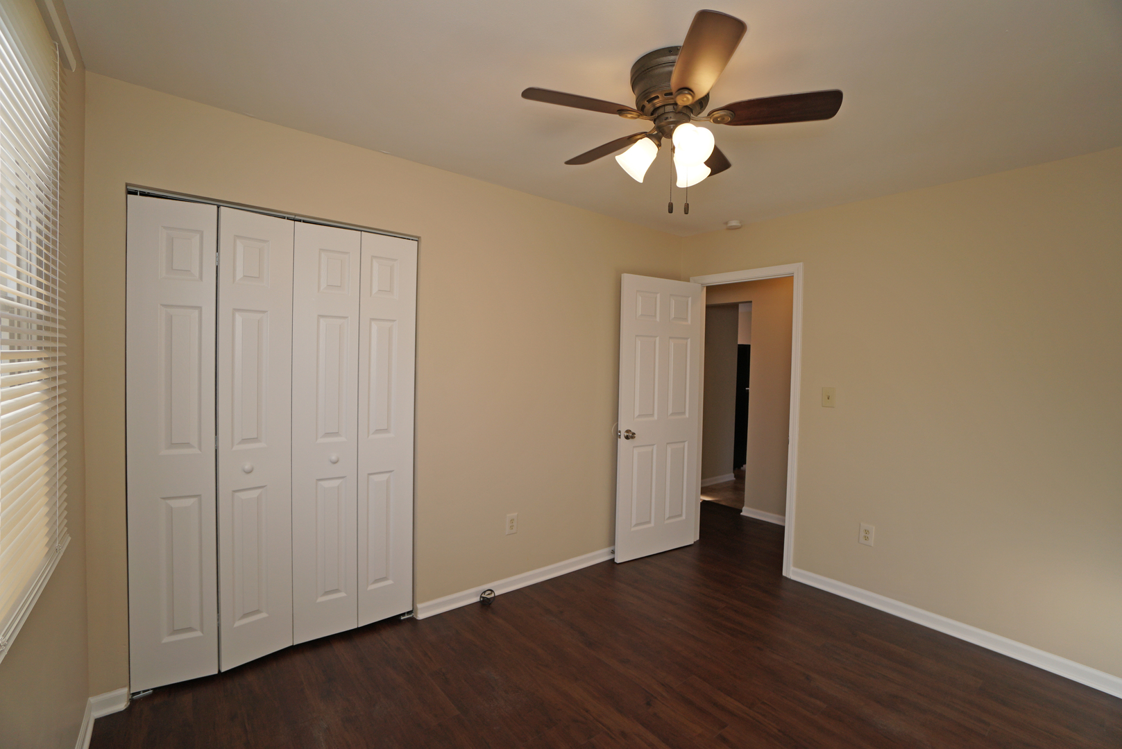 2908 30th Street Zion, IL 60099 - Photo 14 of 17