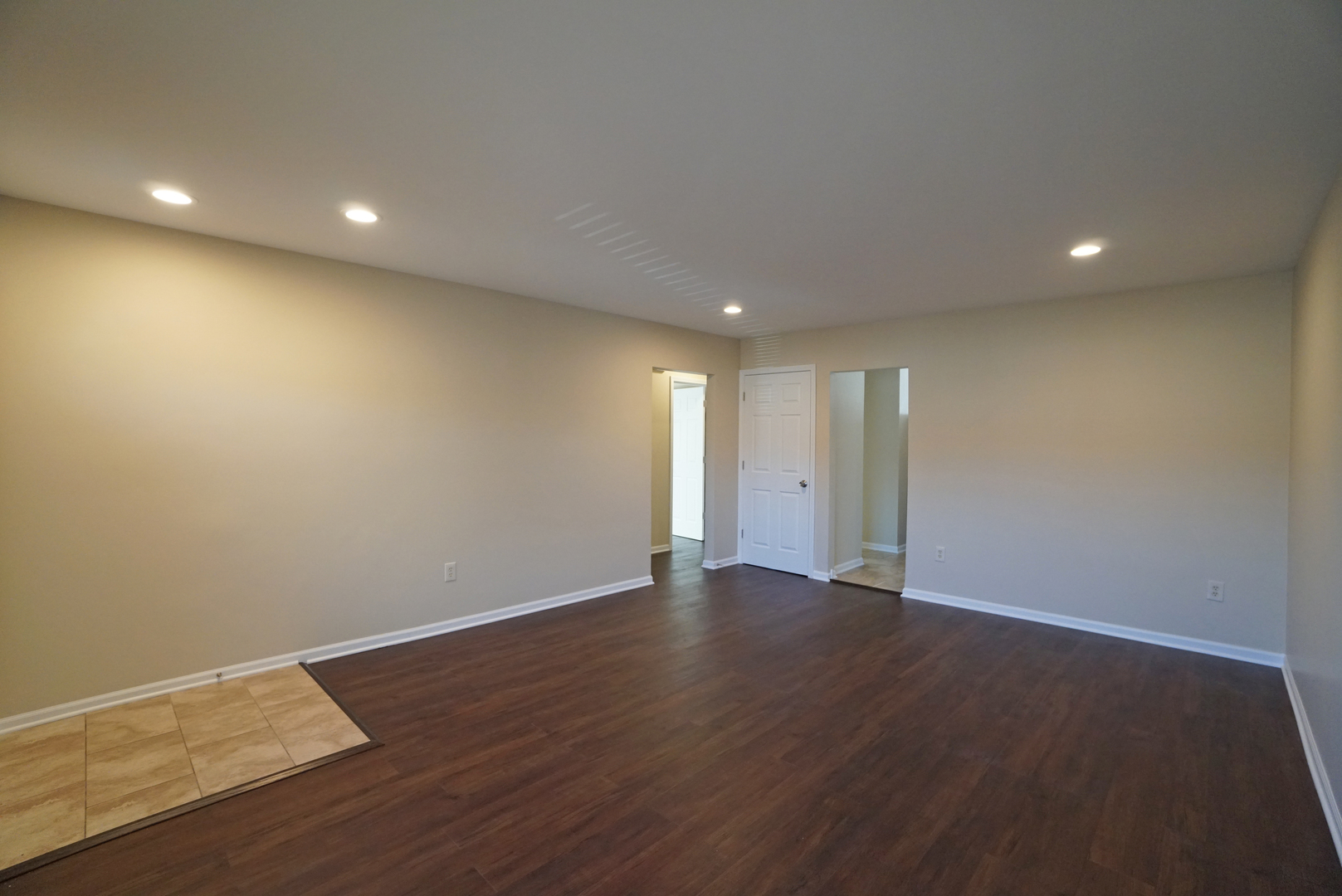 2908 30th Street Zion, IL 60099 - Photo 4 of 17