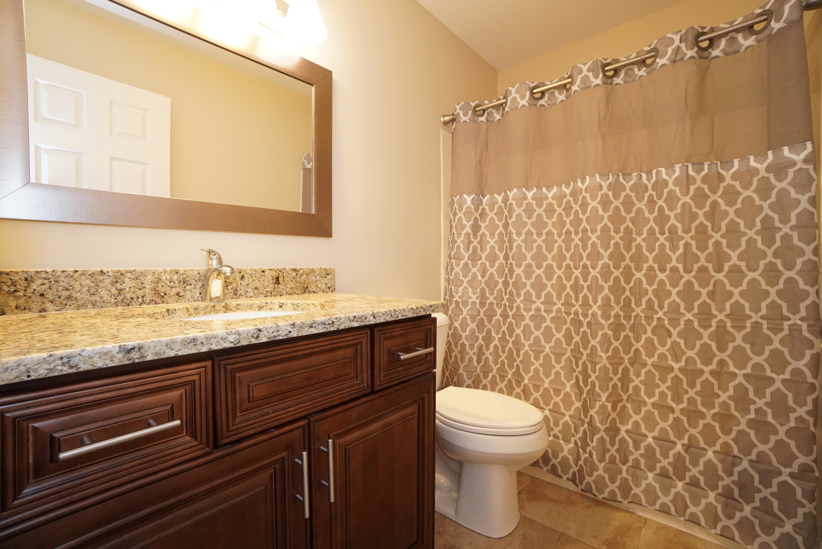 2908 30th Street Zion, IL 60099 - Photo 10 of 17