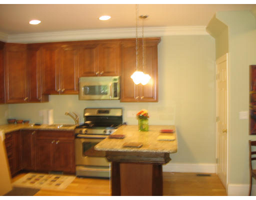 82 B Glen Road, Unit 82B Boston, MA 02130 - Photo 3 of 6 Gallery Image 3