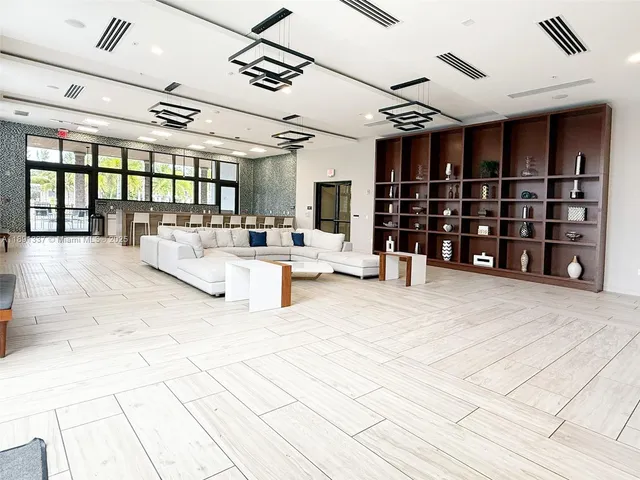 $480,000 | 8055 Northwest 104th Avenue, Unit 2, Doral, FL 33178