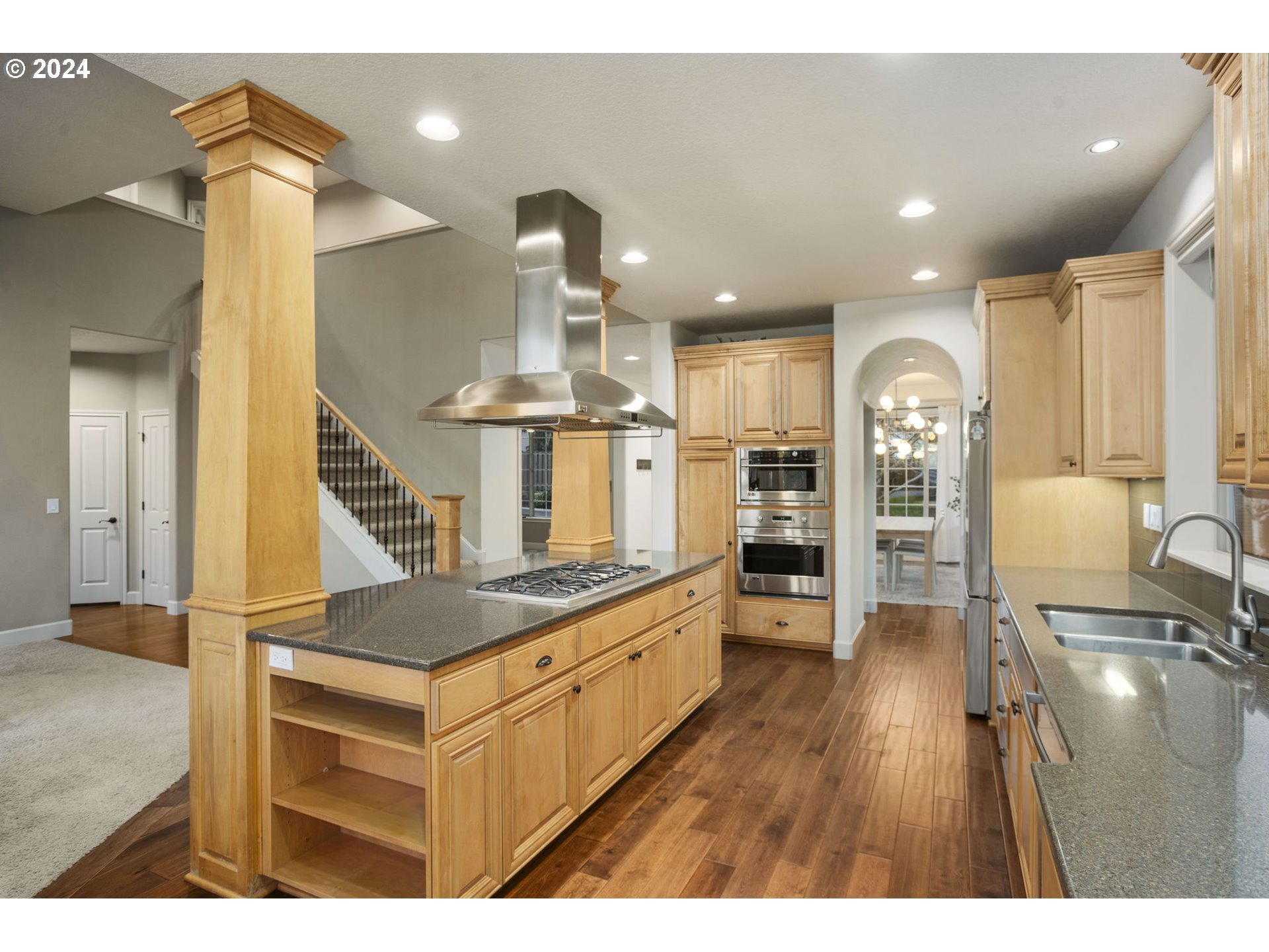 12036 Southwest Stringer Lane Portland, OR 97224 - Photo 11 of 46 Gallery Image 11