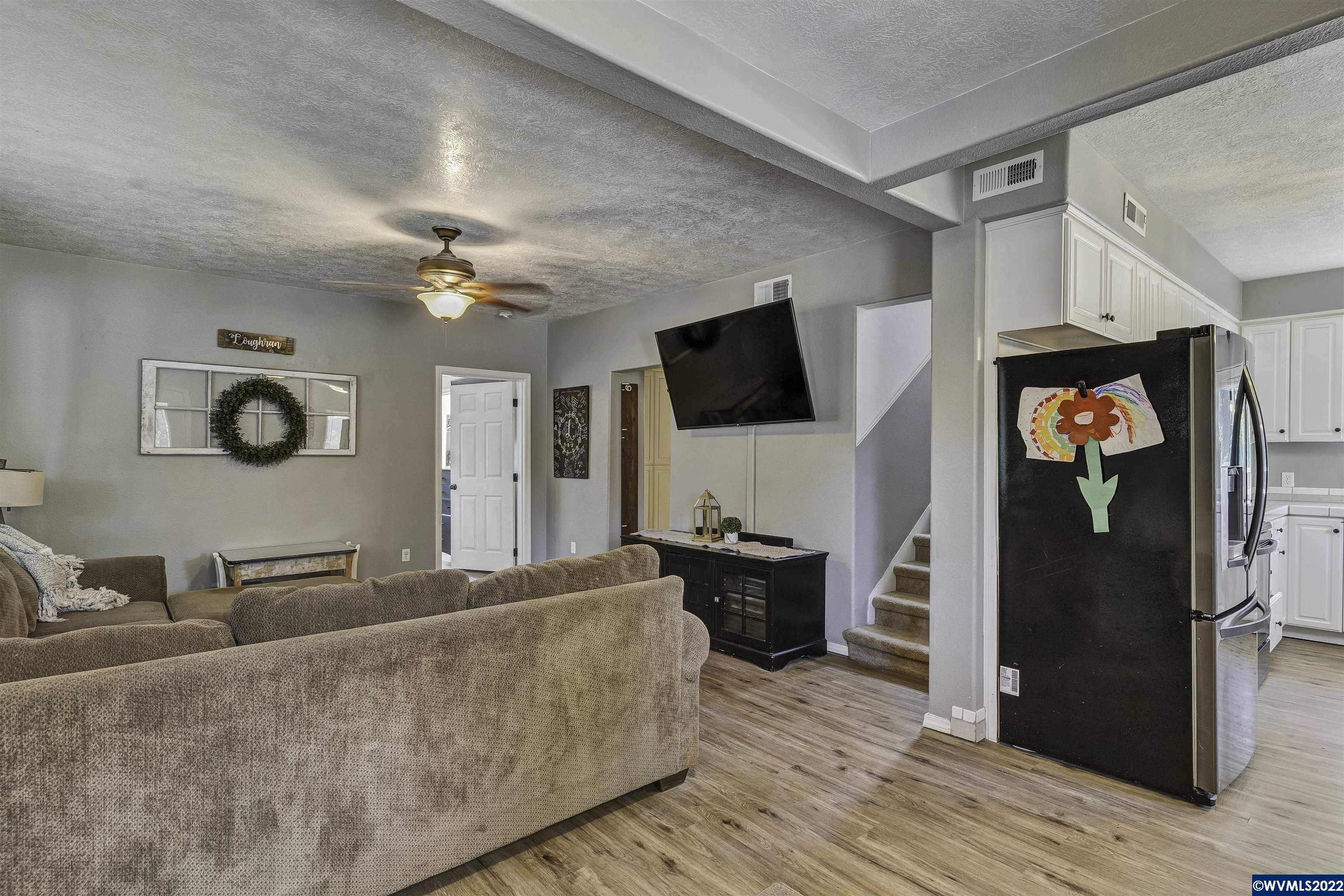 1350 Southwest Ellis Street Dallas, OR 97338 - Photo 11 of 39 Gallery Image 11