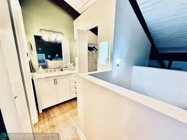 $3,300 | 2121 Southwest 82nd Avenue, Davie, FL 33324