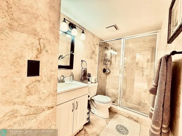 $3,300 | 2121 Southwest 82nd Avenue, Davie, FL 33324