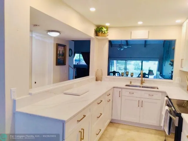 $3,300 | 2121 Southwest 82nd Avenue, Davie, FL 33324