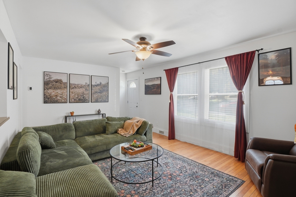 88 Clinton Road Sterling, MA 01564 - Photo 6 of 32
