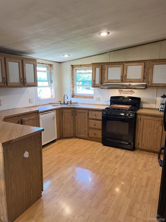 12075 Peet Road Chesaning, MI 48616 - Photo 4 of 17