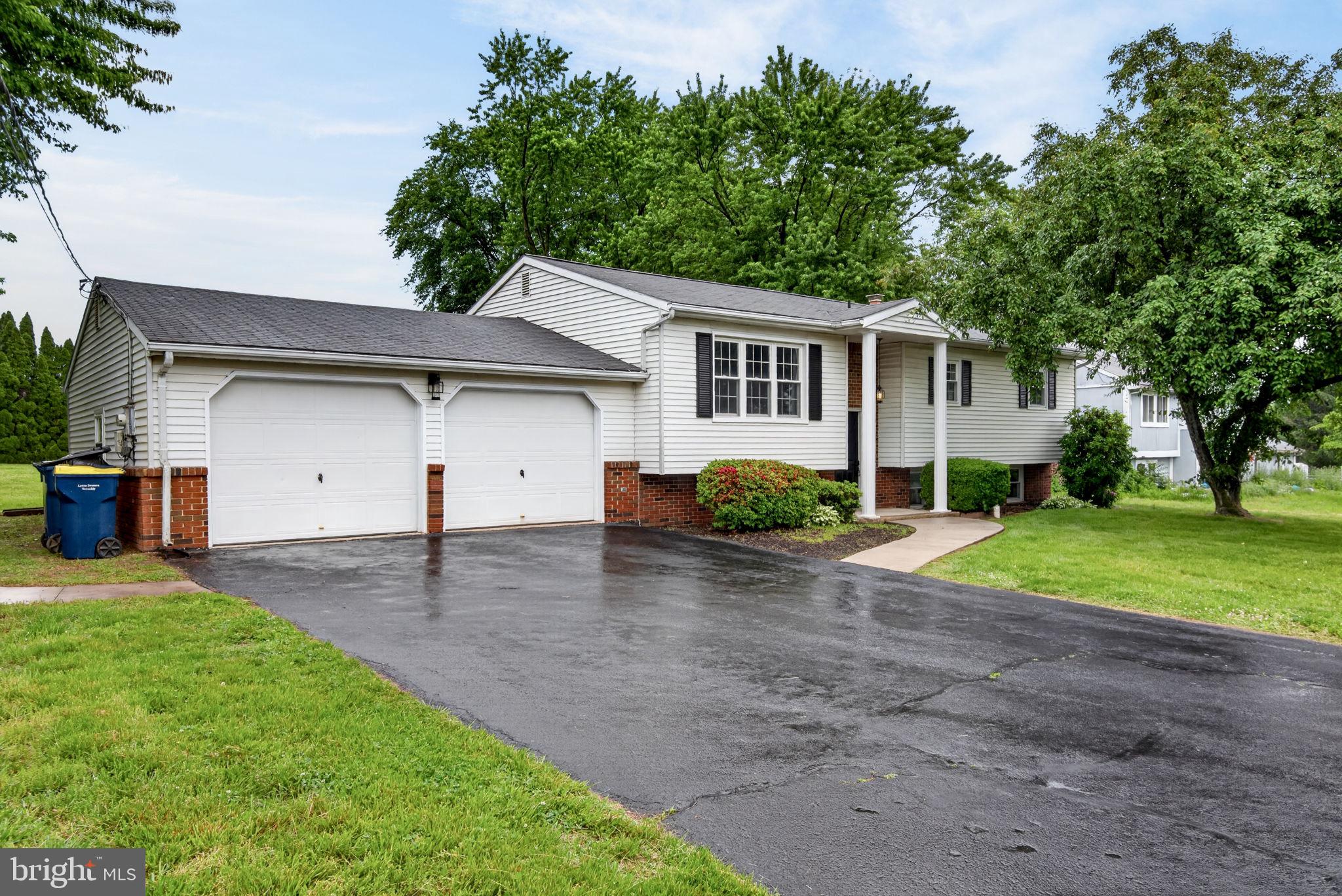 1770 Oberlin Road Middletown, PA 17057 - Photo 2 of 37