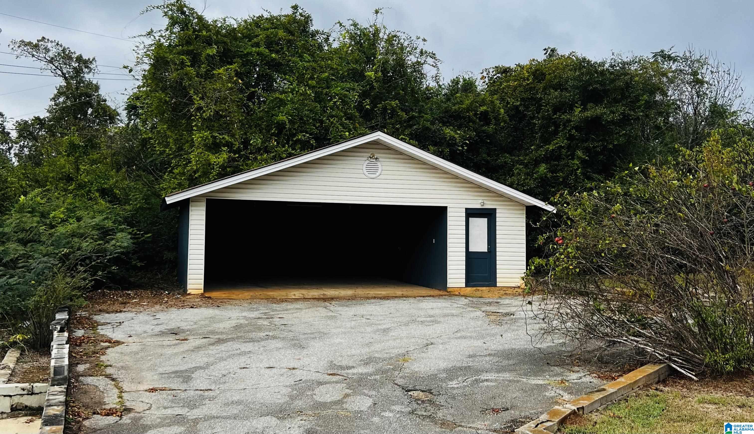 916 Cres Rdg E Road Tuscaloosa, AL 35404 - Photo 13 of 35