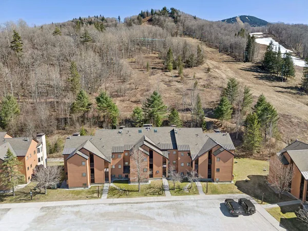 $550,000 | 57 Alpine Drive, Unit 203, Killington, VT 05751