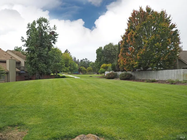 $3,300,000 | 3113 Luna Court, Santa Rosa, CA 95405