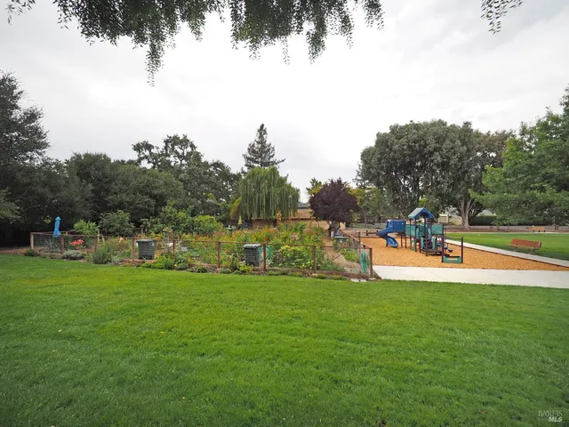 $3,300,000 | 3113 Luna Court, Santa Rosa, CA 95405