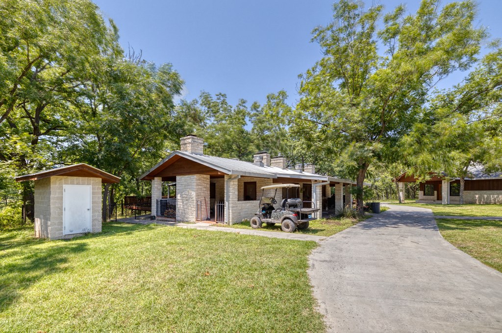 98 Red Wright Road Rio Frio, TX 78879 - Photo 23 of 44