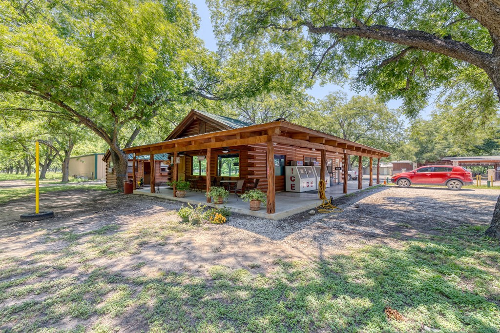 98 Red Wright Road Rio Frio, TX 78879 - Photo 27 of 44