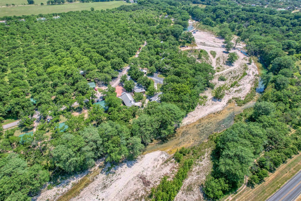 98 Red Wright Road Rio Frio, TX 78879 - Photo 31 of 44