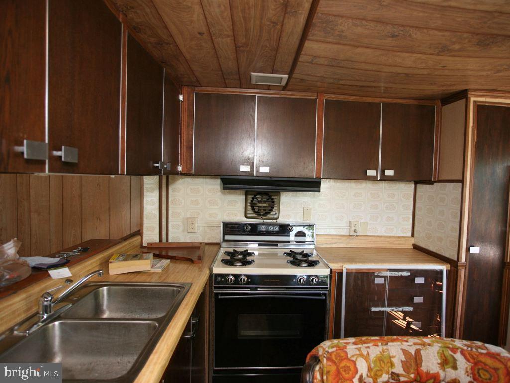 42 Lobin Road East Earl, PA 17519 - Photo 6 of 15 Gallery Image 6
