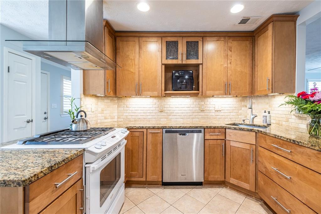 110 Fowler Court Decatur, GA 30030 - Photo 8 of 29