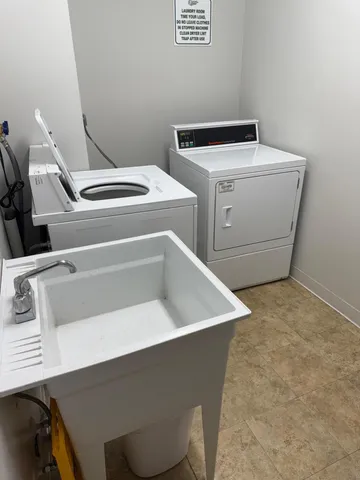 $2,500 | 1236 Hillsboro Mile, Unit 508, Hillsboro Beach, FL 33062