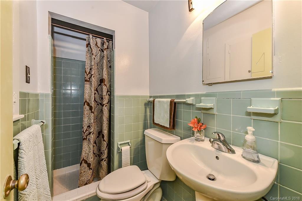 5226 Murrayhill Road Charlotte, NC 28210 - Photo 22 of 36 Gallery Image 22