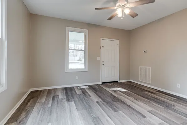 $239,500 | 68 North Main Street, Springfield, TN 37172