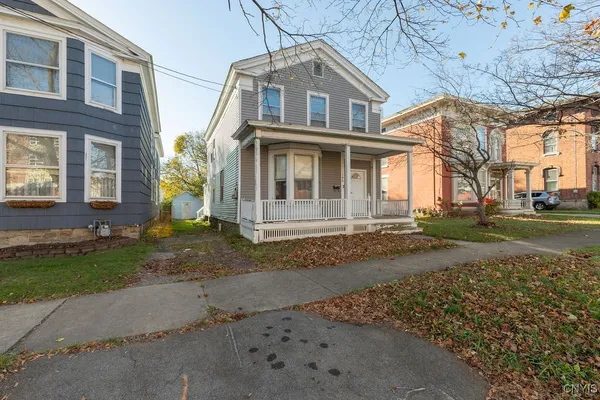 $124,900 | 148 West 7th Street, Oswego, NY 13126