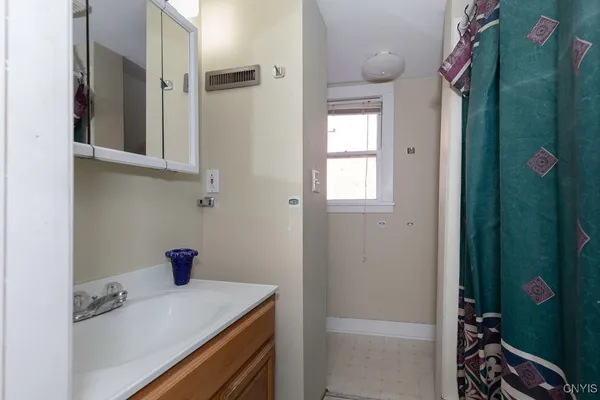 $124,900 | 148 West 7th Street, Oswego, NY 13126