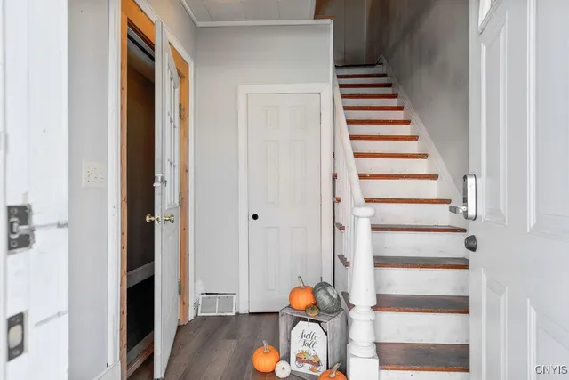 $139,900 | 148 West 7th Street, Oswego, NY 13126