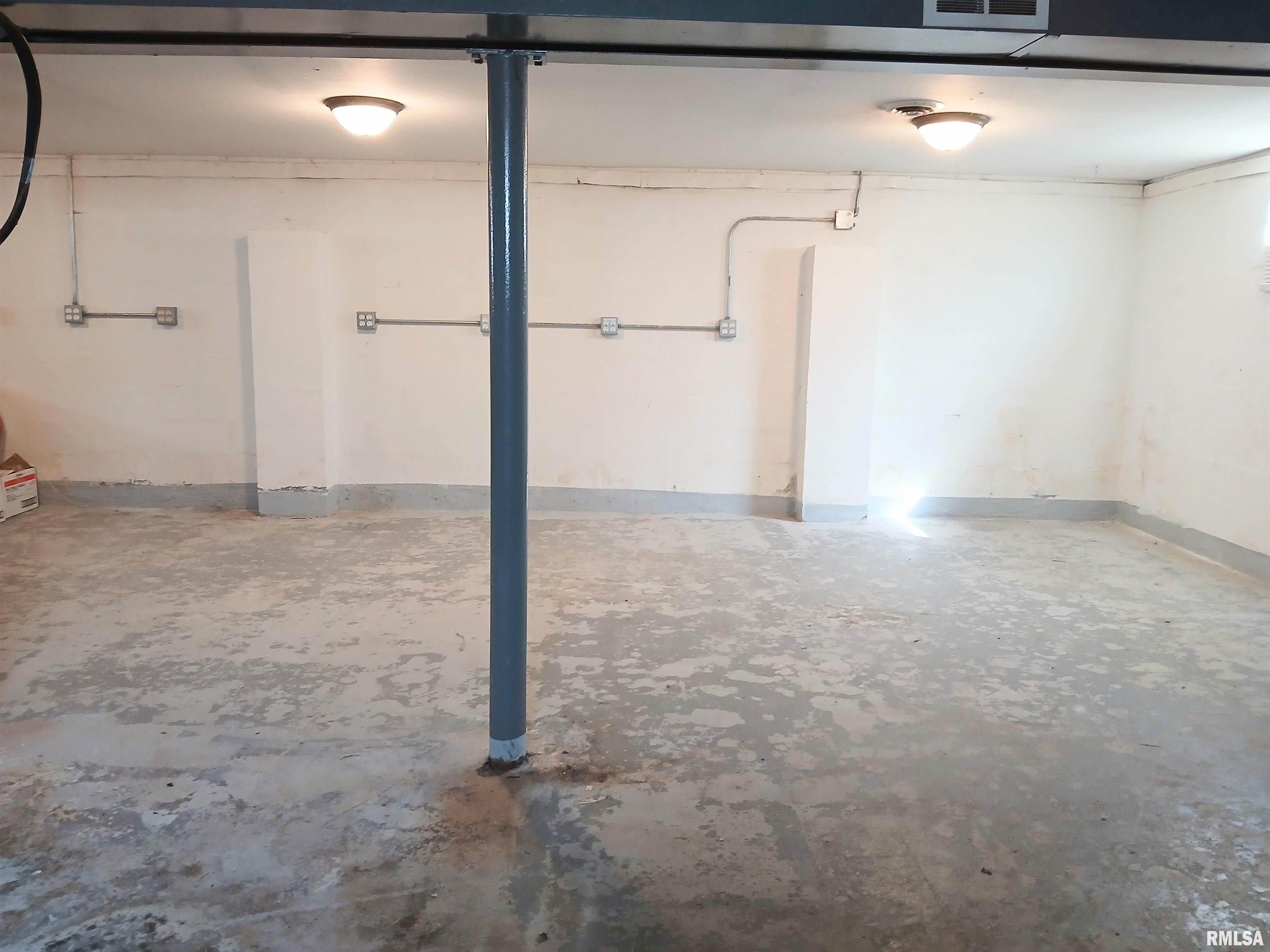 29 Melody Lane Springfield, IL 62702 - Photo 27 of 34